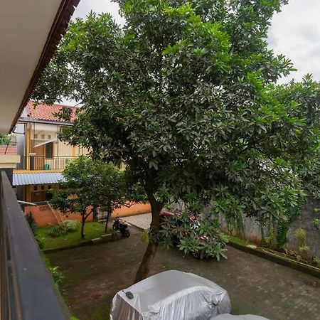 Kostawira Syariah Bintaro Mitra Reddoorz Hotel Mencil Buitenkant foto